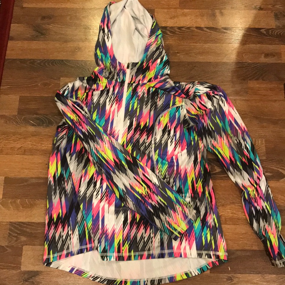 Athletic top